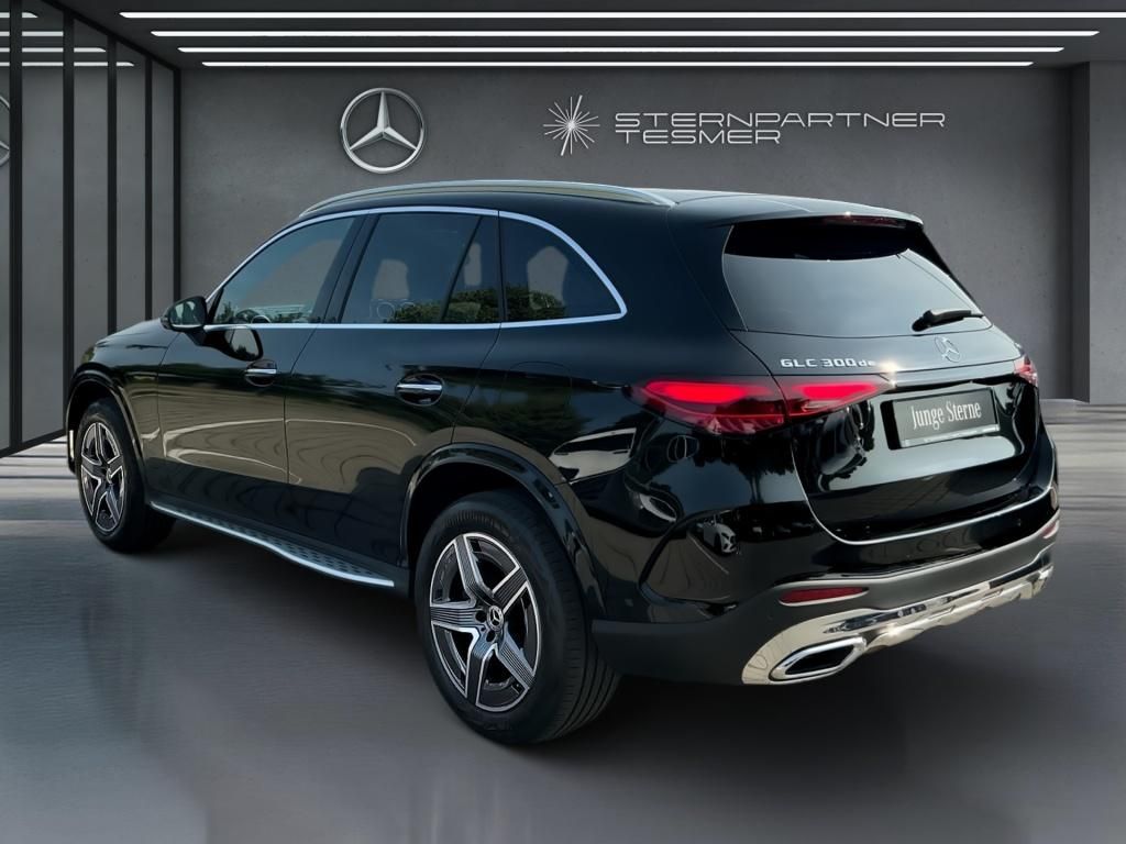 Mercedes-Benz GLC 300 de 4M AMG HUD AHK Panorama 360° Distro.