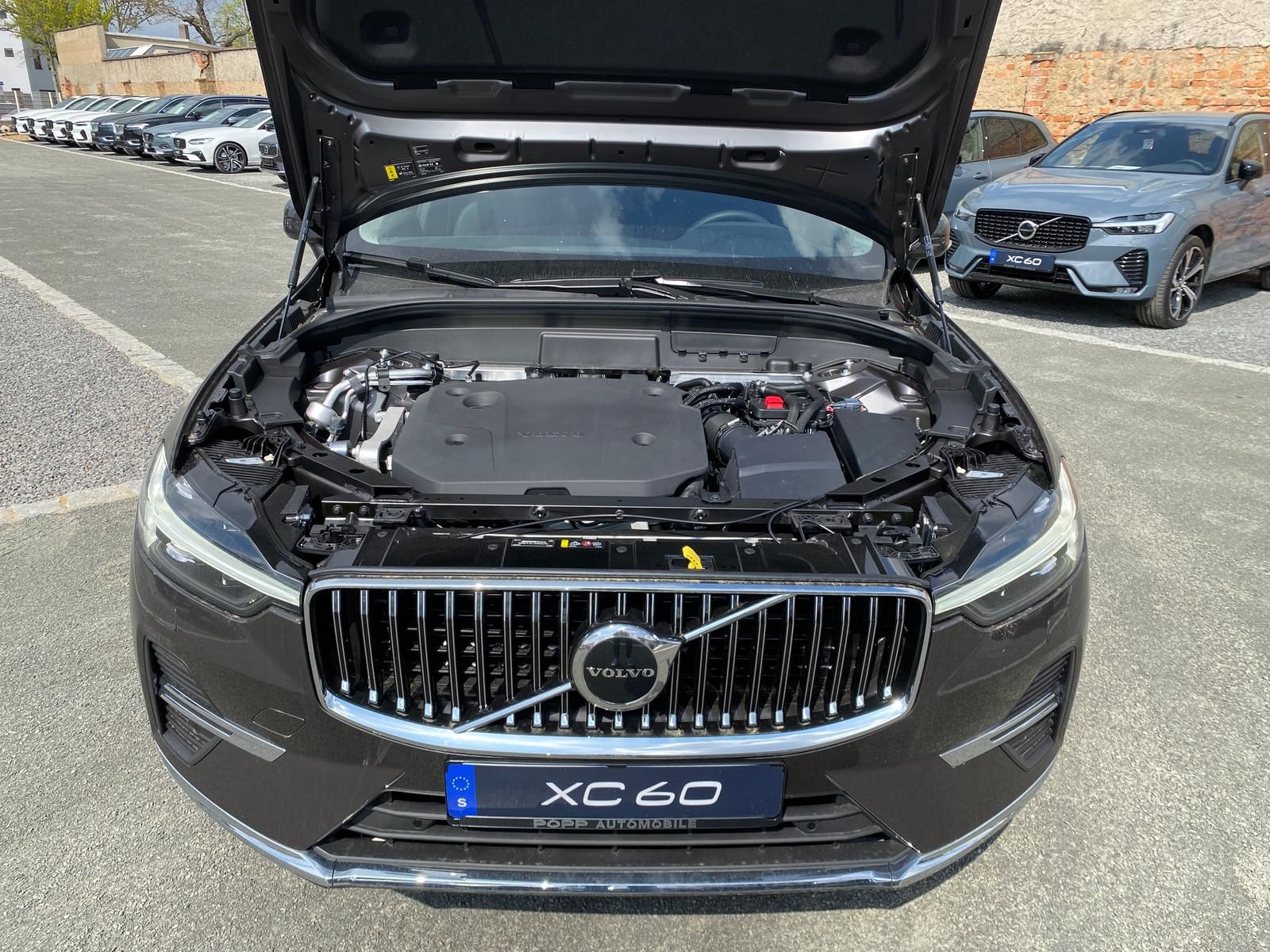 Volvo XC60 B4 AWD Plus Bright 20" 4xSHZ ACC LED STHZ