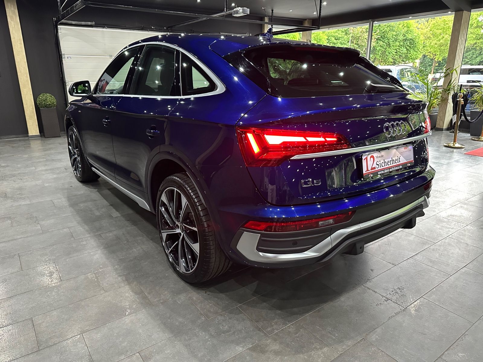 Audi Q5 Sportback 40 TDI quattro S line - Samsaru's Car Outlet