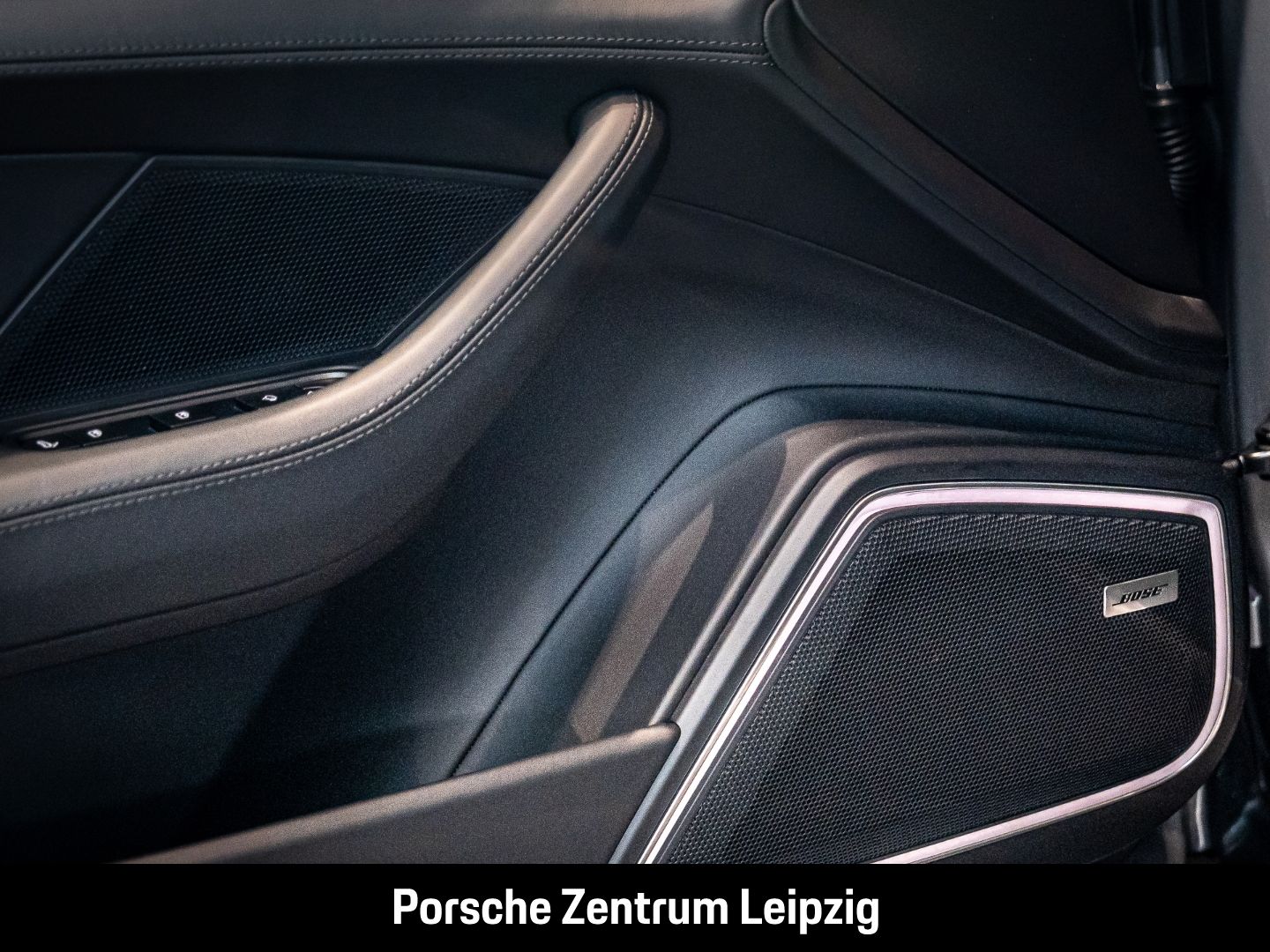 Porsche Panamera E-Hybrid Sport Turismo Platinum Edition