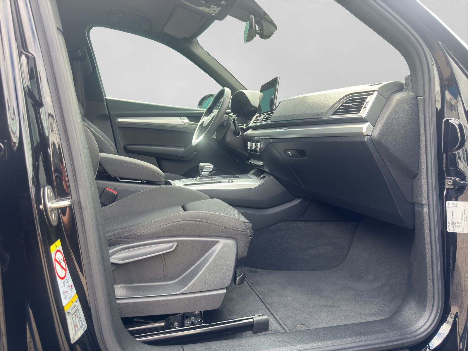 Audi Q5 40 2.0 TFSI quattro advanced - Samsaru's Car Outlet