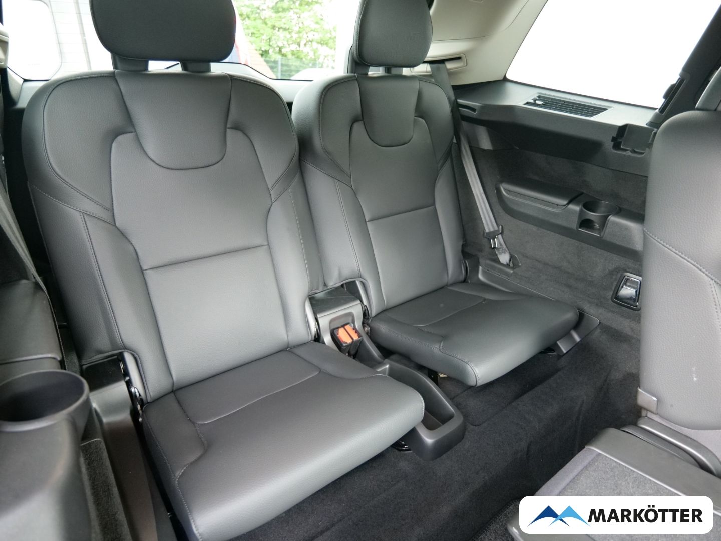 Volvo XC90 T8 AWD Recharge Plus Dark 7-Sitzer/Four-C