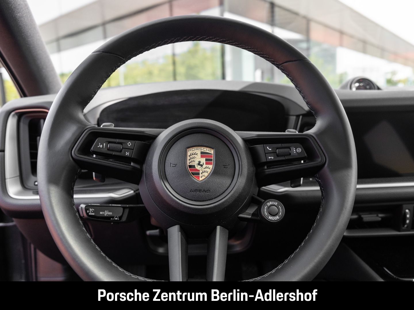 Porsche Cayenne E-Hybrid Coupe Luftfederung Panoramadach