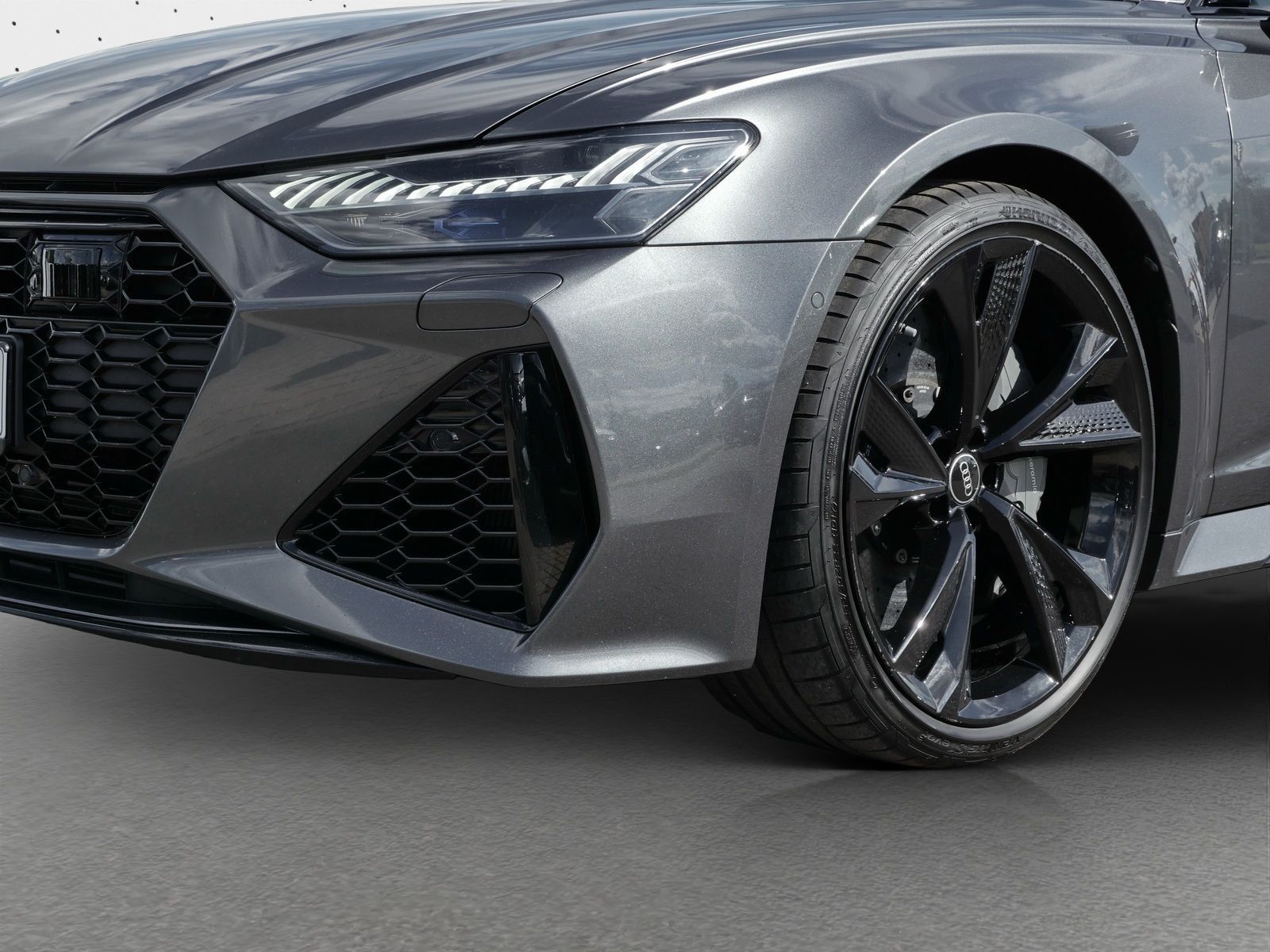 Audi RS 6 Avant qu. Keramik*Sport-Aga*305km/h*Pano