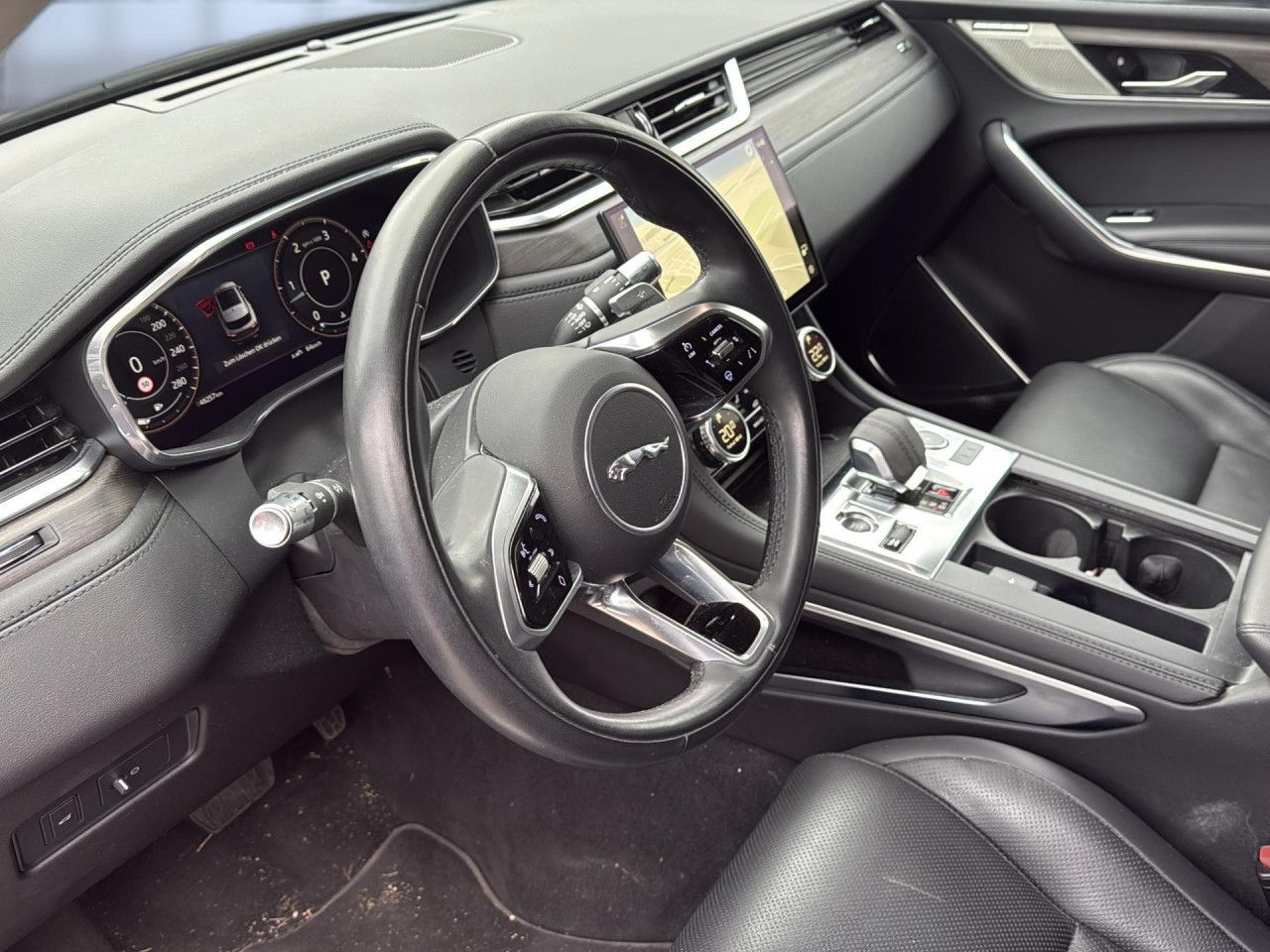 Jaguar F-Pace D300 AWD SE ACC Black-Pack