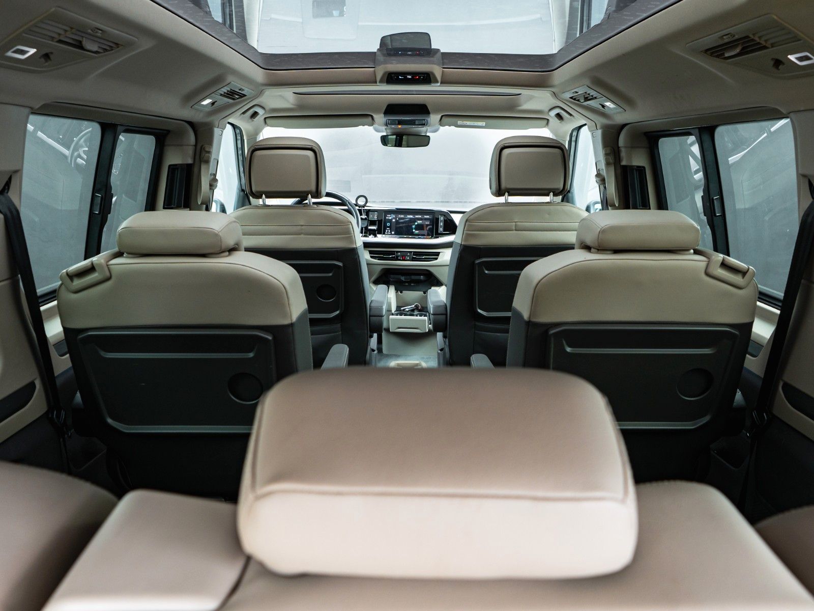 Volkswagen T7 Multivan LANG 100% VOLL TSDHZG LEDER PANO