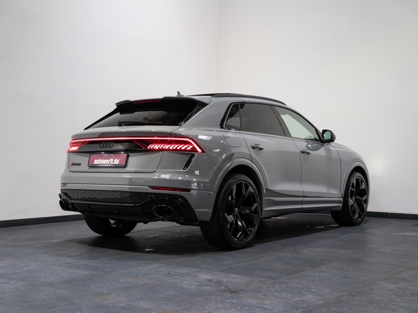 Audi RSQ8 4.0 TFSI QU PANO EXCLUSIVE DYNAMIK+ KERAMIK