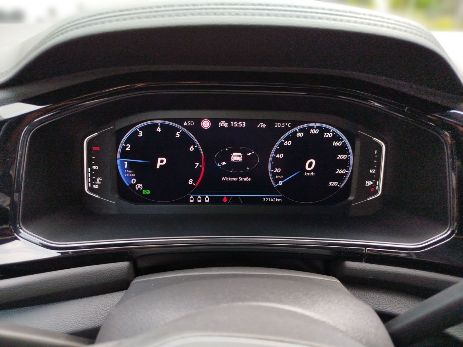 Volkswagen T-Roc 2.0 TSI DSG 4Motion R - Samsaru's Car Outlet