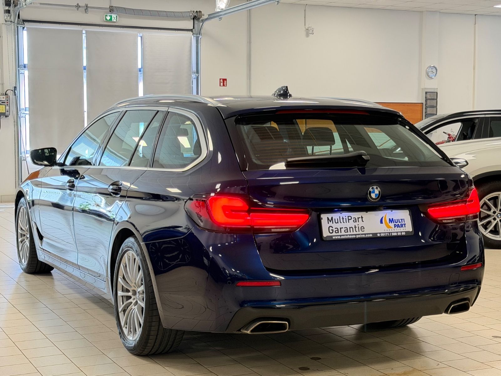 BMW 530dxD/HUD/Laser/P+DrivAsPro/360°/St&Go/StandHz