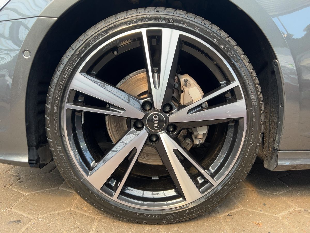 Audi A6 Avant 45 TFSI S line S tronic - Samsaru's Car Outlet