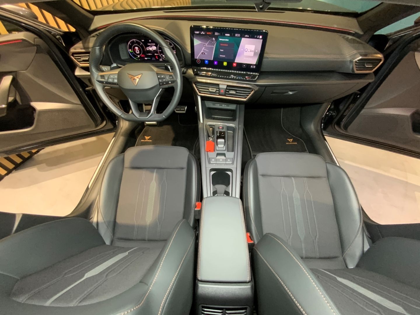 Cupra Formentor VZ 1.4e-Hybrid DSG+ACC +AHK+Navi