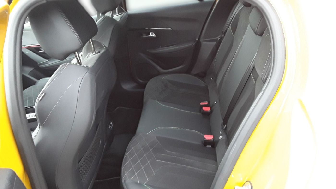 Peugeot 208 e- GT - Samsaru's Car Outlet