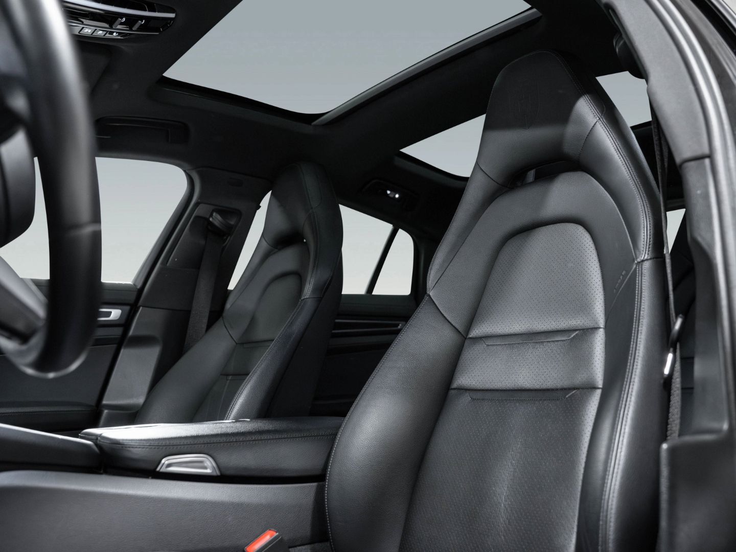 Porsche Panamera 4 E-Hybrid Platinum Edition HeadUp
