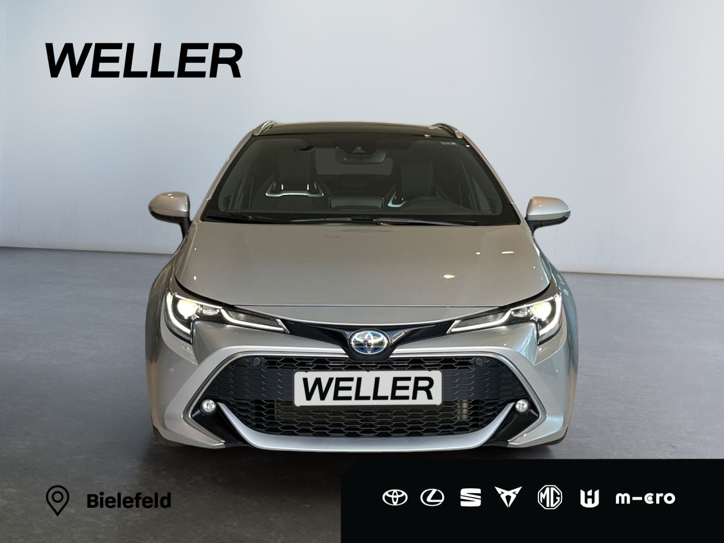 Toyota Corolla 2.0 Hybrid TS Lounge - Samsaru's Car Outlet