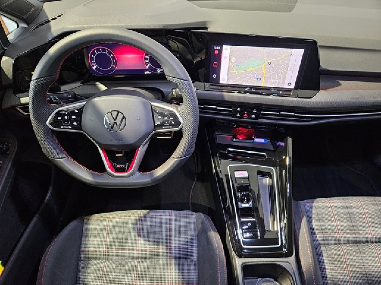 Volkswagen Golf 2.0 TSI GTI DSG - Samsaru's Car Outlet
