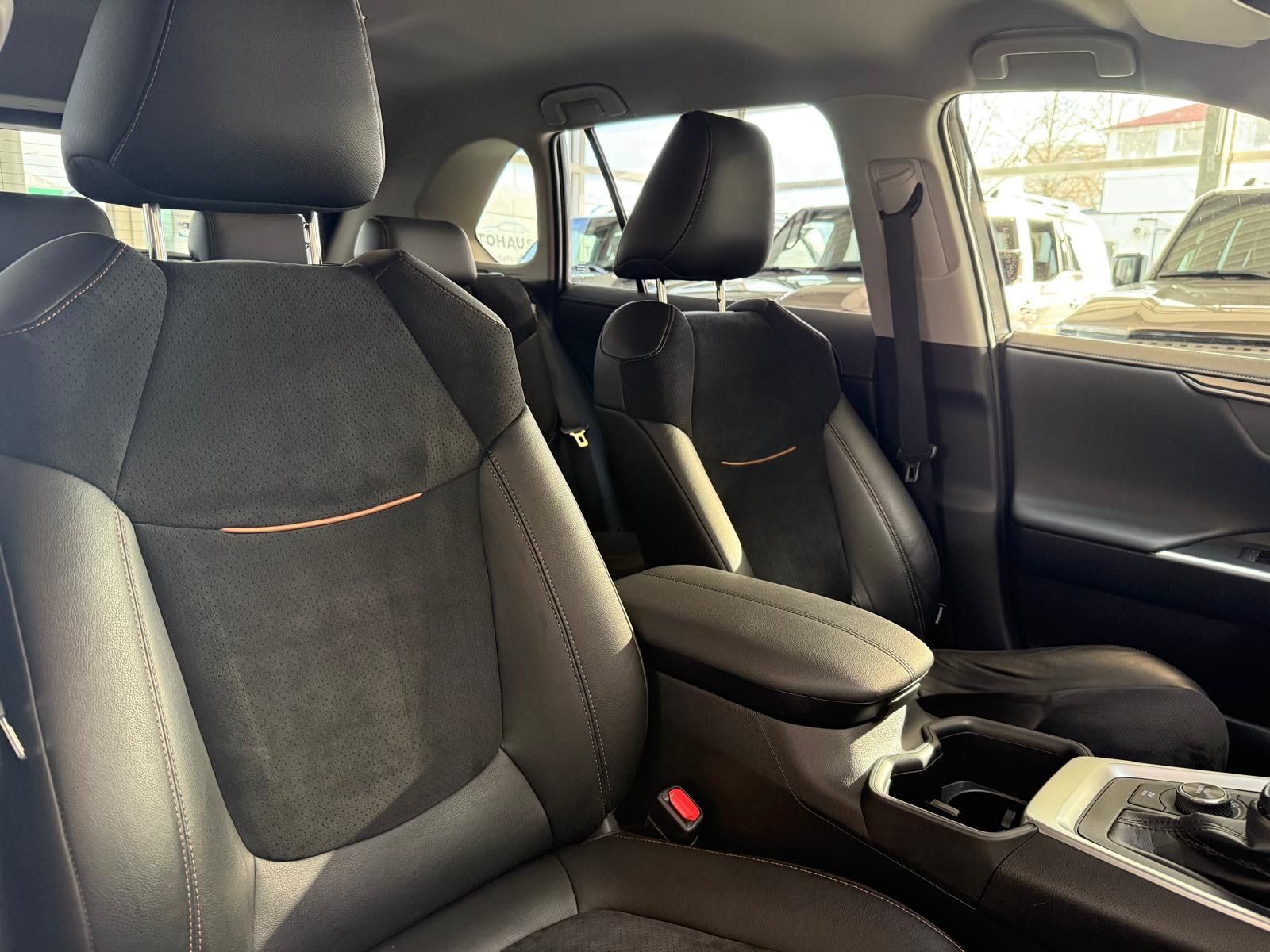 Toyota RAV 4 HYBRID-4x4-LED-LEDER-KAMERA-MOD. 2024