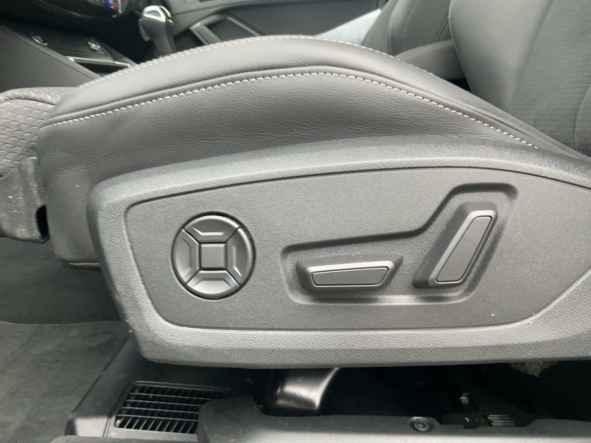 Audi Q3 Sportback 40 TDI QU S-LINE - Samsaru's Car Outlet