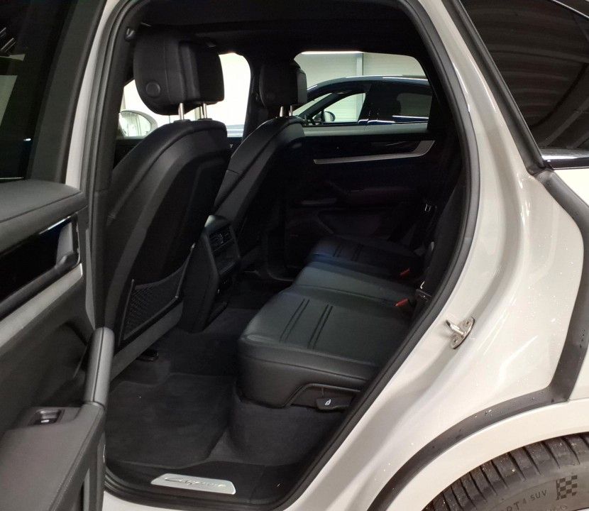 Porsche Cayenne S E-Hyb #KREIDE! MASSAGE! AHK! INNO! 360