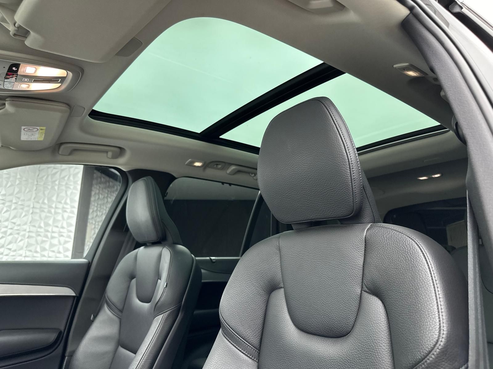 Volvo XC90 B5 PLUS AWD Bright - Samsaru's Car Outlet