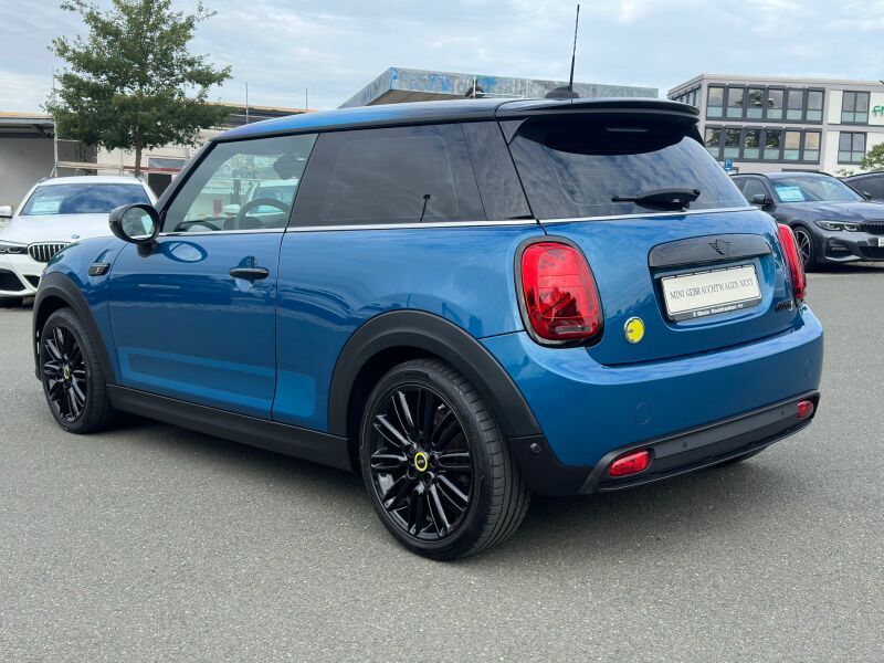 MINI Cooper SE - Samsaru's Car Outlet