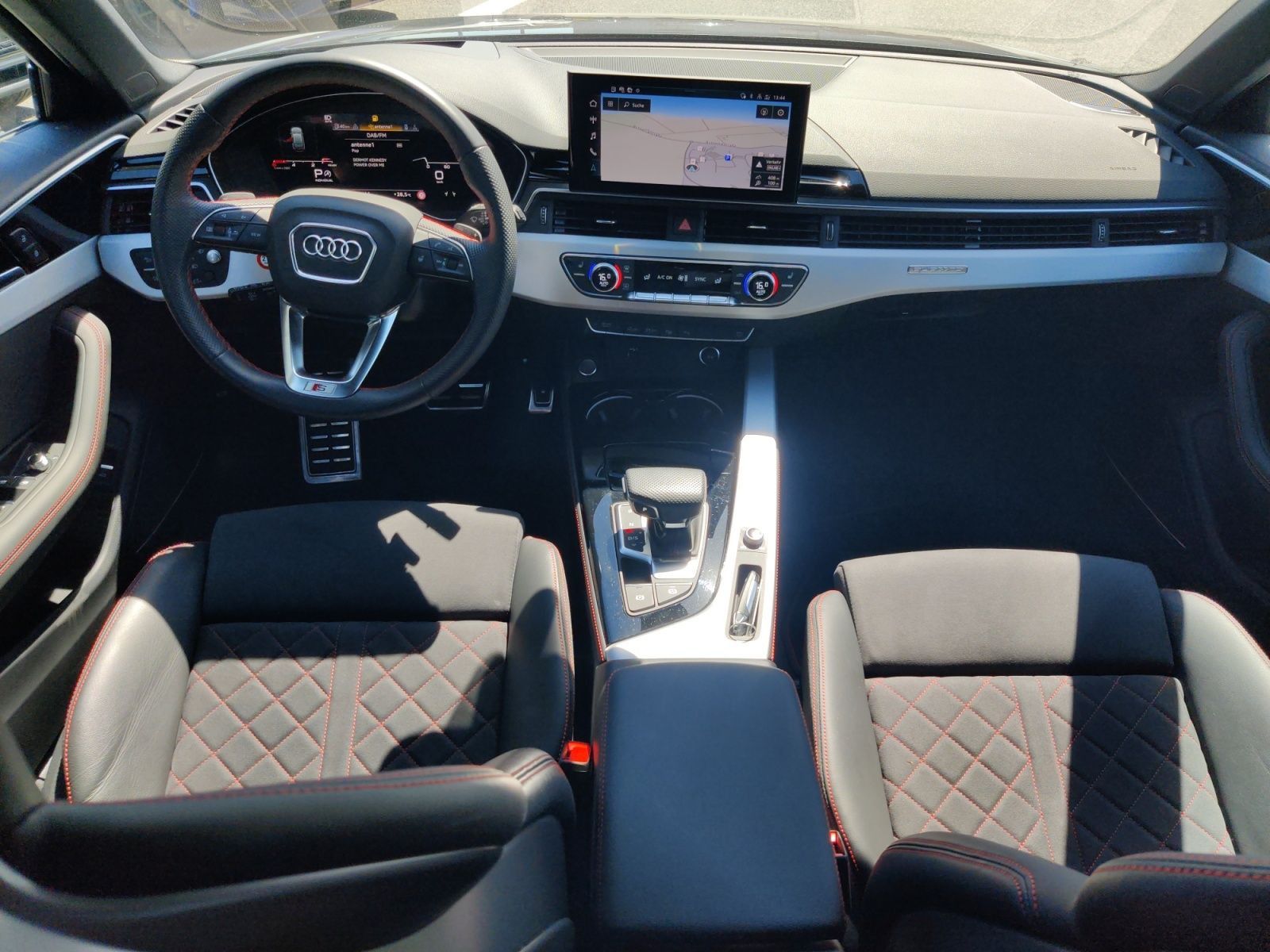 Audi A4 Avant 40 TDI q. S-Tronic S-Line 2x, Matrix, A