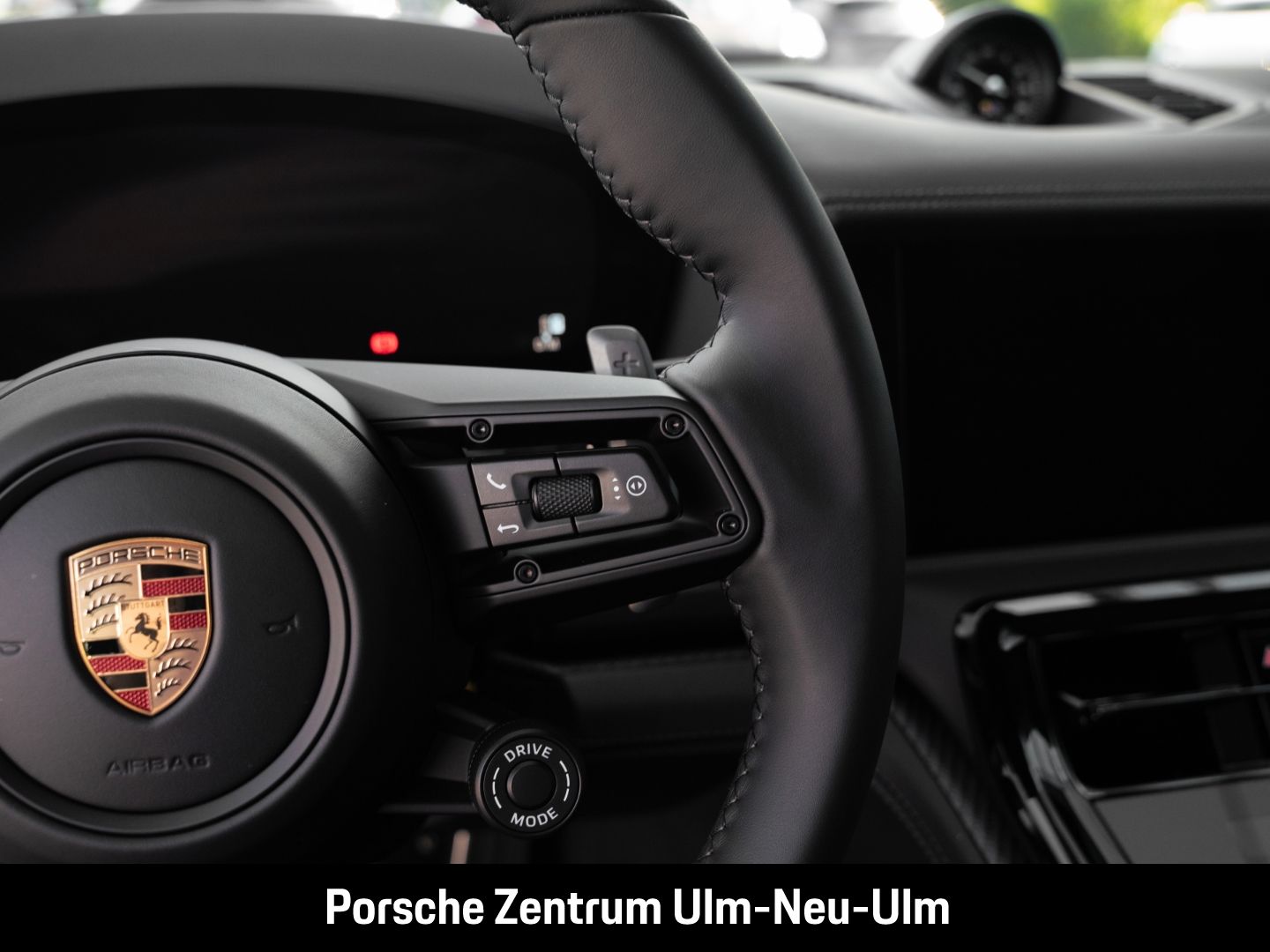 Porsche Panamera 4S E-Hybrid HA-Lenkung InnoDrive HUD
