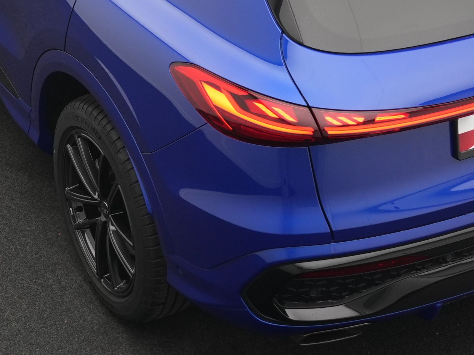 Audi Q5 2.0 TFSI S line S tr. *AHK*PANO*MATRIX*20''*