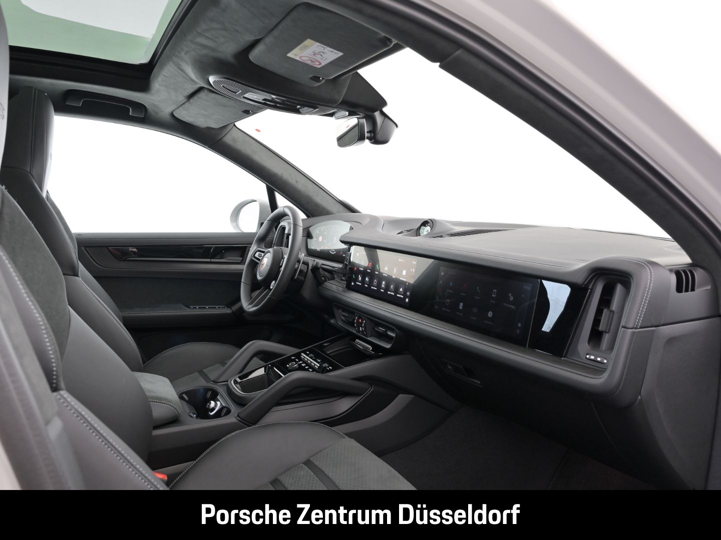 Porsche Cayenne GTS BOSE InnoDrive Surround-View Head-Up