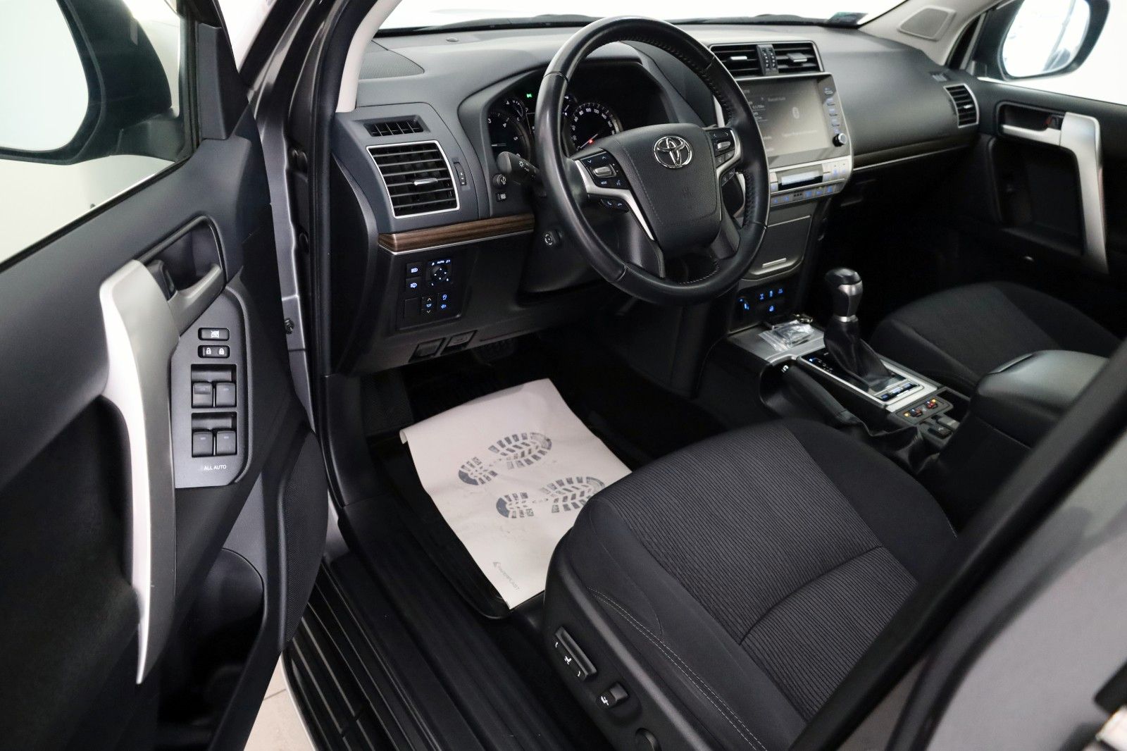 Toyota Land Cruiser Comfort,Kamera,SH,Carplay,ACC +WR