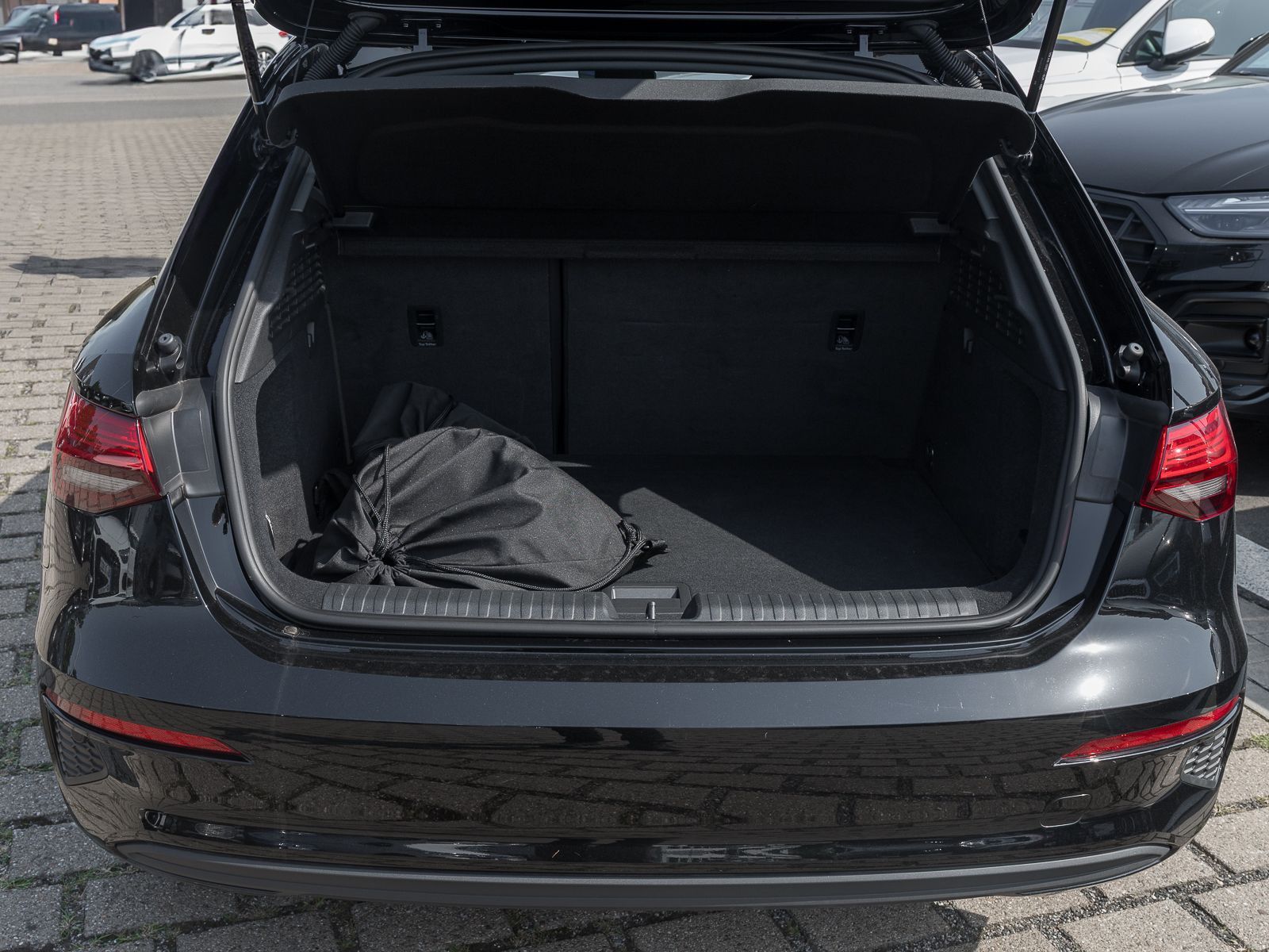 Audi A3 Sportback 40 TFSIe VIRTUAL PRIVACY LM16