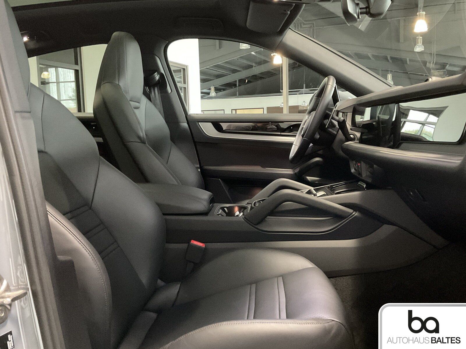 Porsche Cayenne Coupe Luft/Matrix/Inno/2+1/Head-up/Bose/