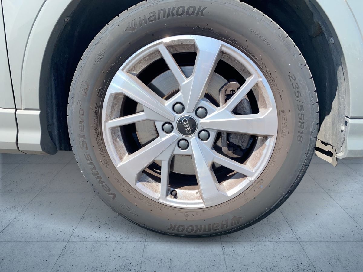 Audi Q3 45 TFSI quattro S line - Samsaru's Car Outlet