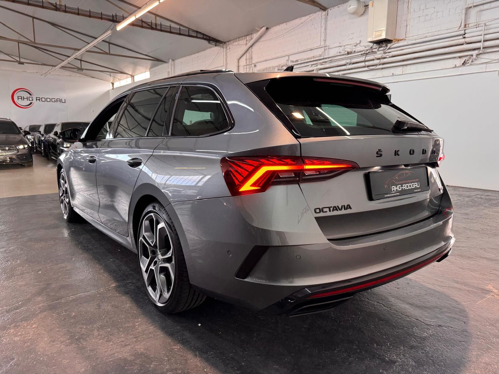 Skoda RS 4x4 PANO/HUD/360°/AHK/MASS/AMB/ACC/TRA.P.