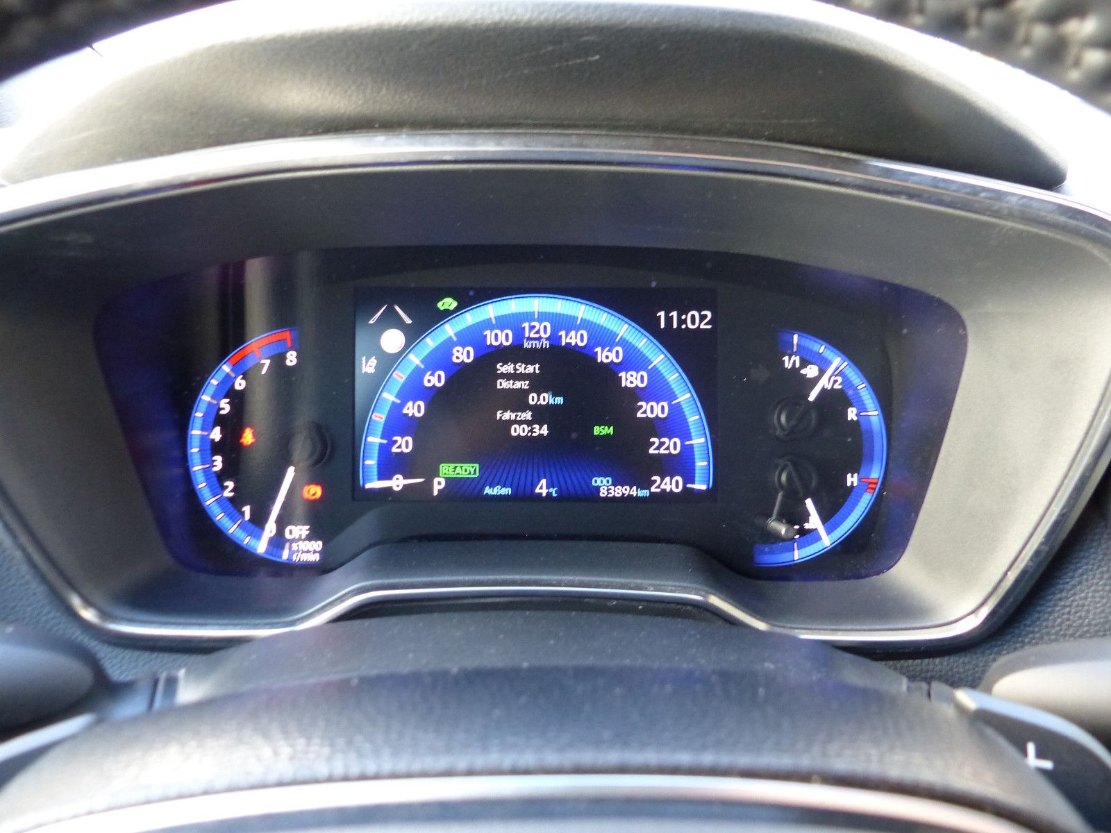 Toyota Corolla TS 2.0 Hybrid Einparkh. Selbstlenkend