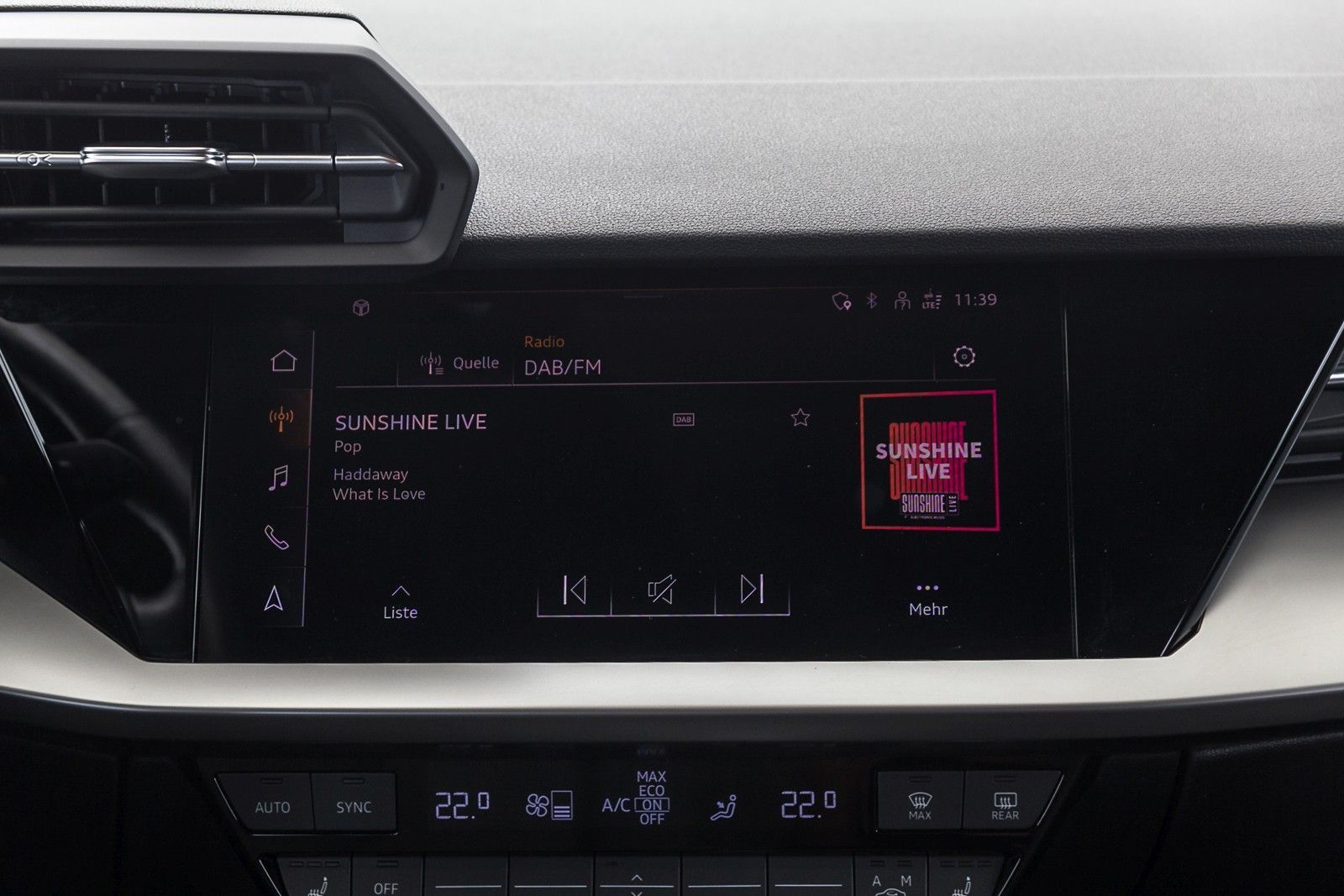 Audi A3 Sportback 30 TFSI S tr. - Samsaru's Car Outlet
