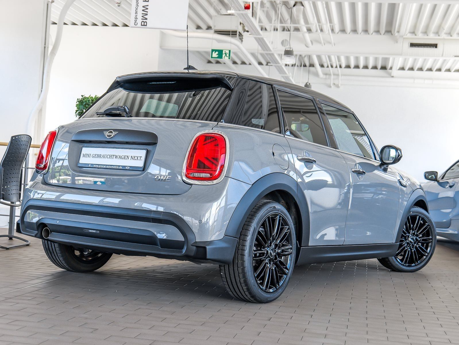 MINI One Classic - Samsaru's Car Outlet