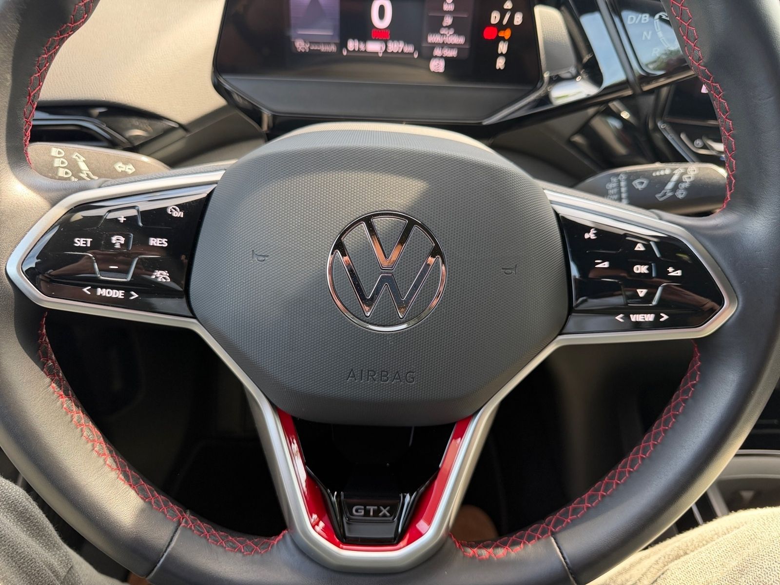 Volkswagen ID.4 GTX 4M 82 kWh +WÄPU +AHK +360° +SOUND +IQ.L