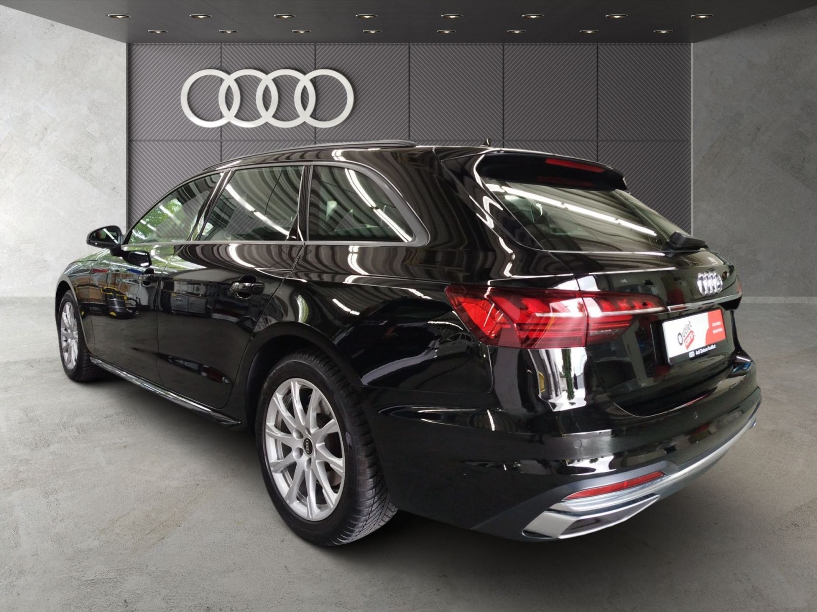 Audi A4 Avant 35 TFSI S tronic advanced - Samsaru's Car Outlet