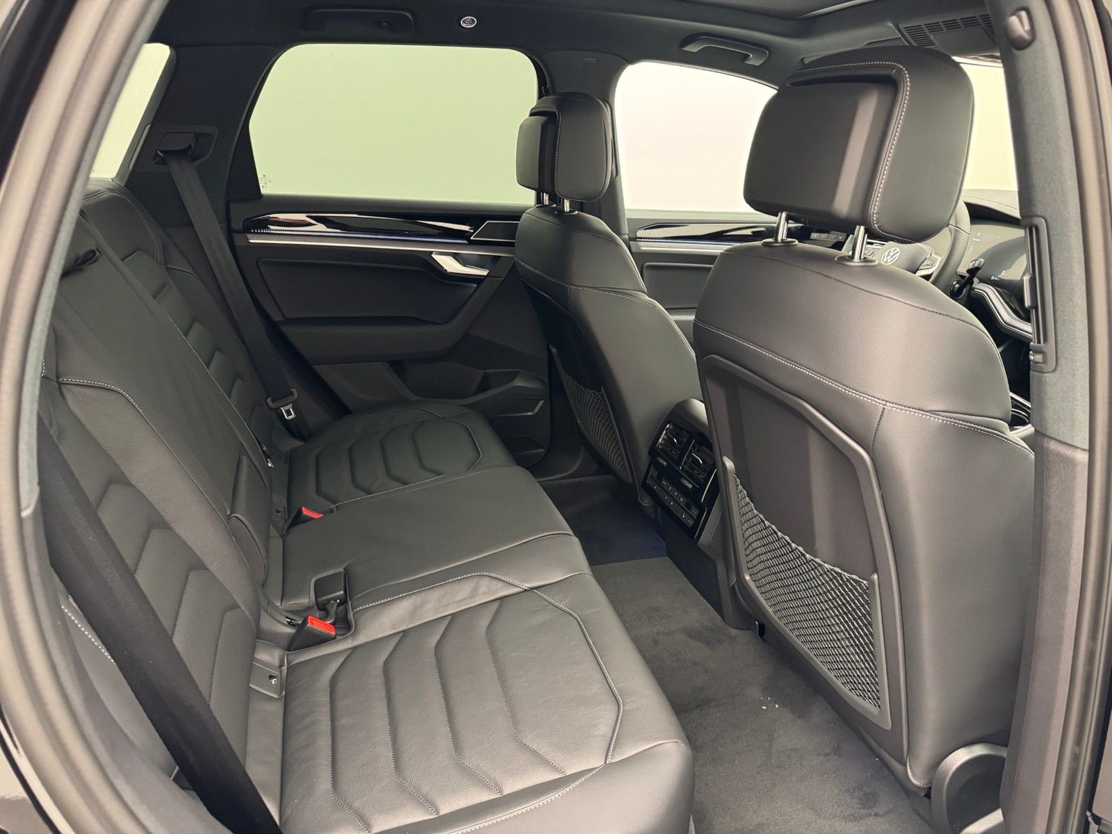 Volkswagen Touareg TDI Autom. 4M R-Line BlackPano22Komfort