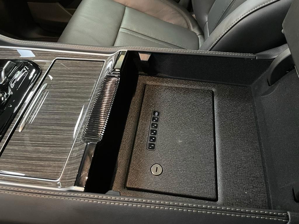 Jeep WAGONEER SERIES III E-TORQUE 5.7L-V-8 McIntosh