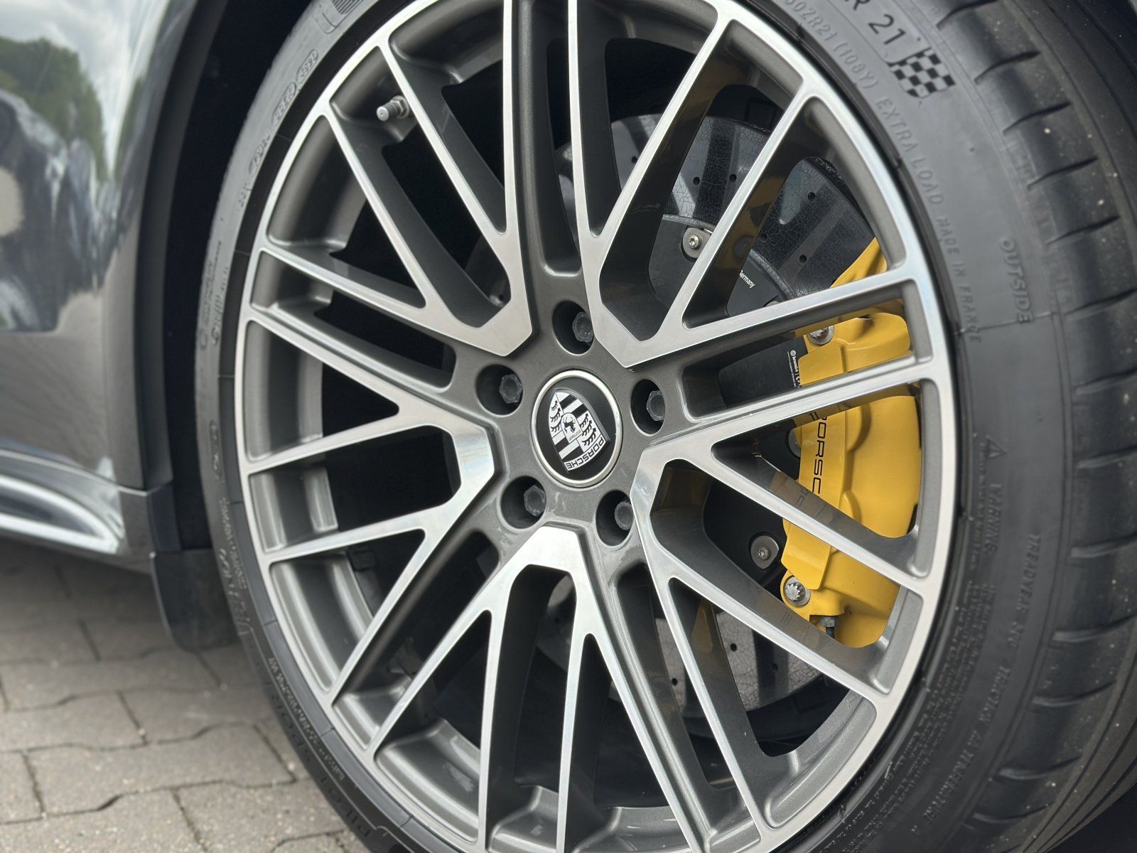 Porsche Panamera GT Turbo S E-Hybrid  Voll
