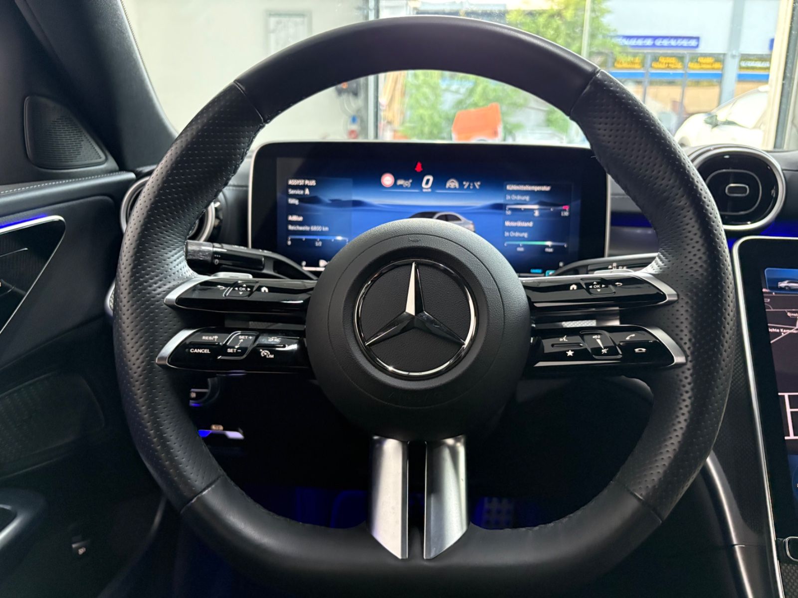 Mercedes-Benz C 220d AMG-Line - Samsaru's Car Outlet