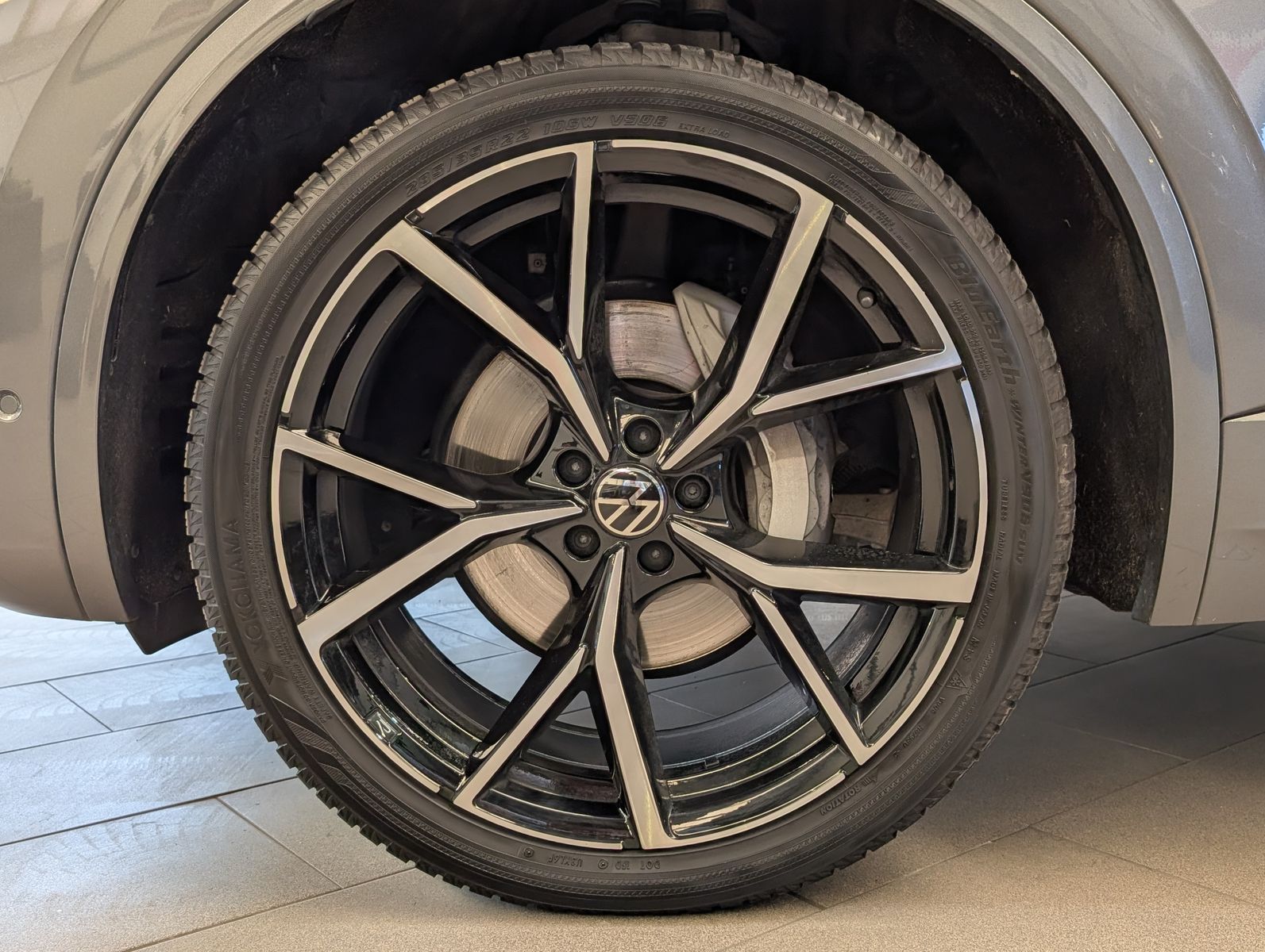 Volkswagen Touareg 3.0TDI 4M R-Line VOLL Black 22" UPE 114T