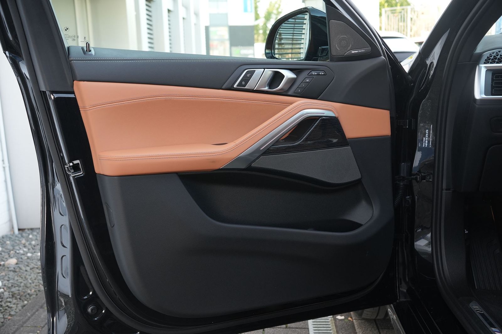 BMW X6 xDrive30d M Sport - Samsaru's Car Outlet