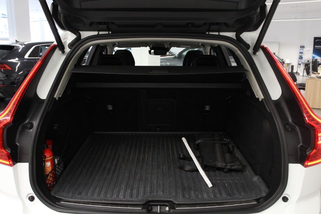VOLVO XC-60 T5 AWT Inscription
