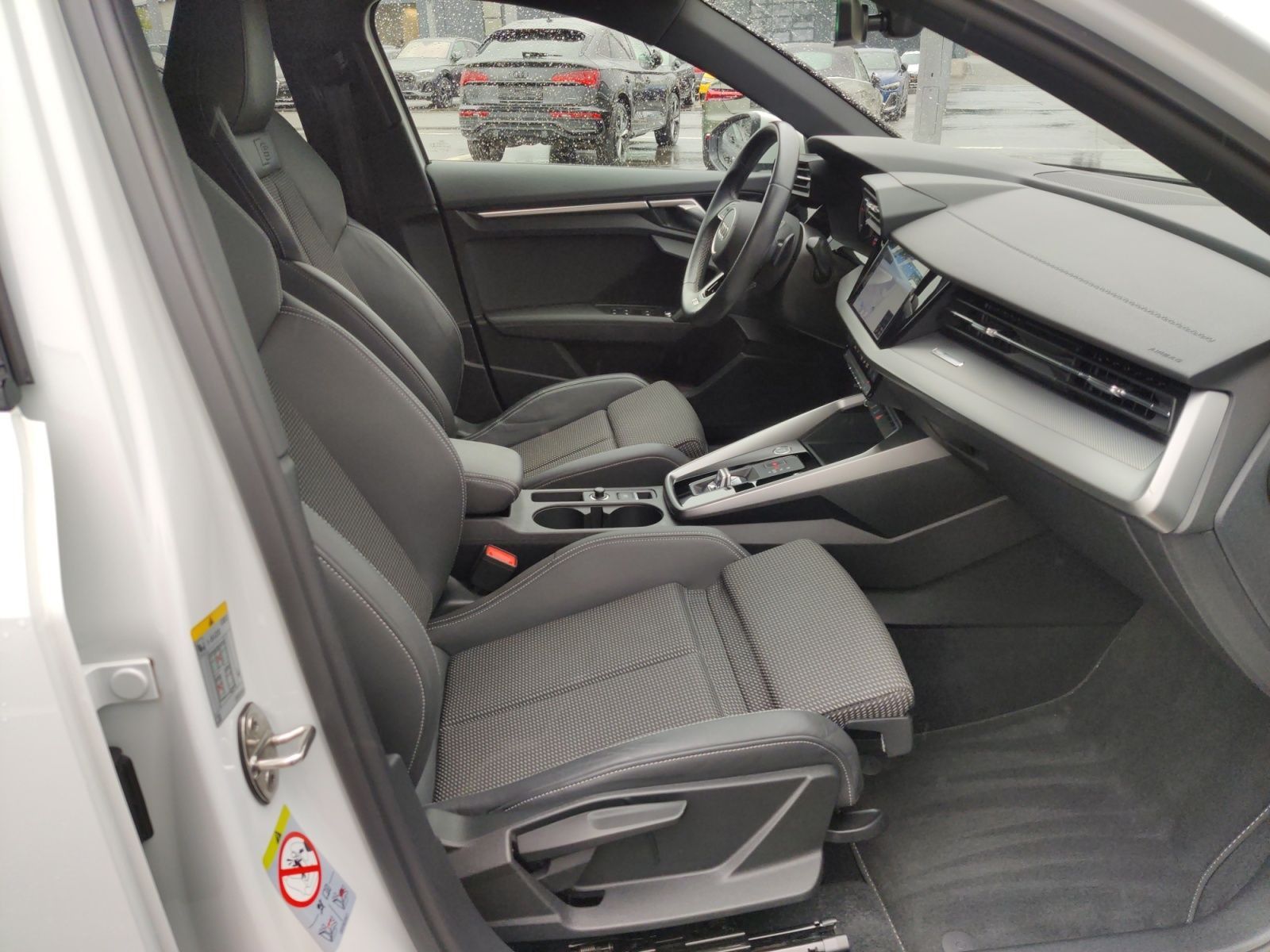 Audi A3 Limousine 35 TDI S-Tronic S-Line, RFK, Tempom