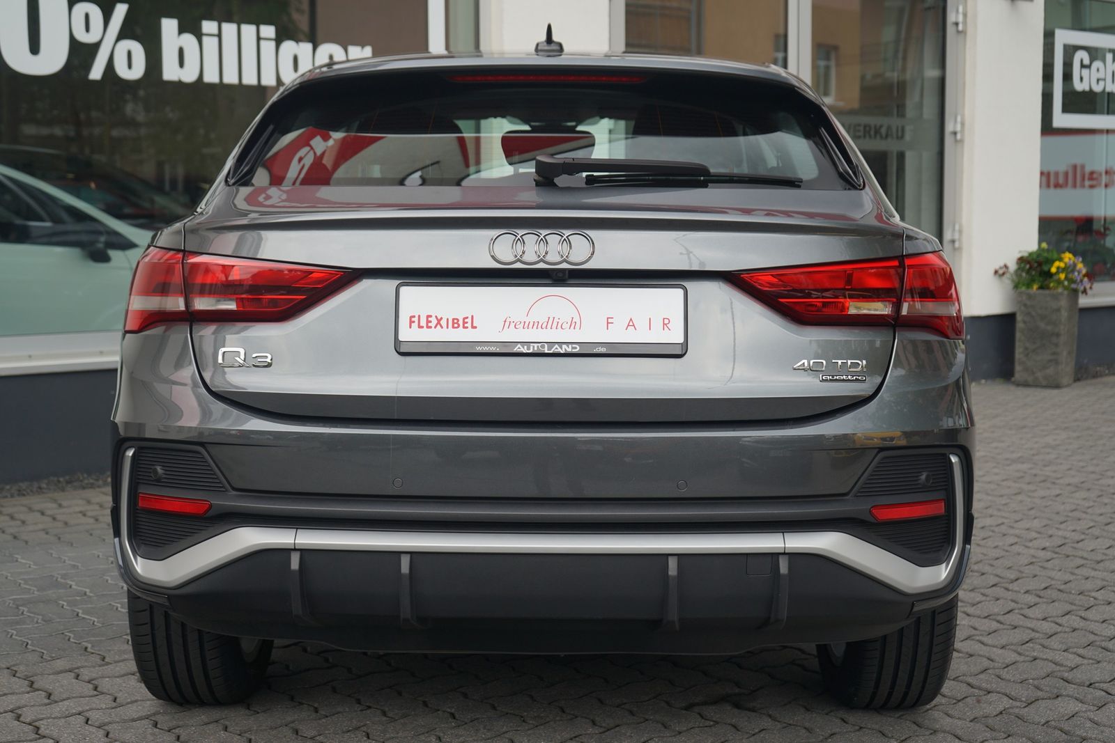 Audi Q3 Sportback 40 TDI quattro S line - Samsaru's Car Outlet