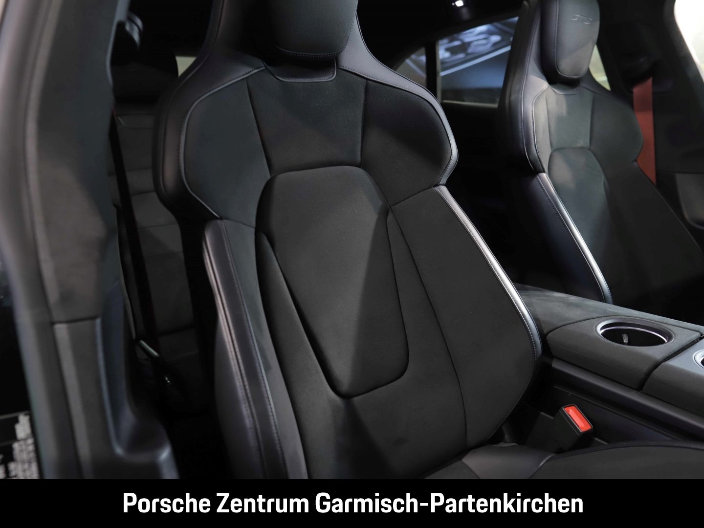 Porsche Taycan GTS Sport Turismo 360 Kamera LenkradHZG