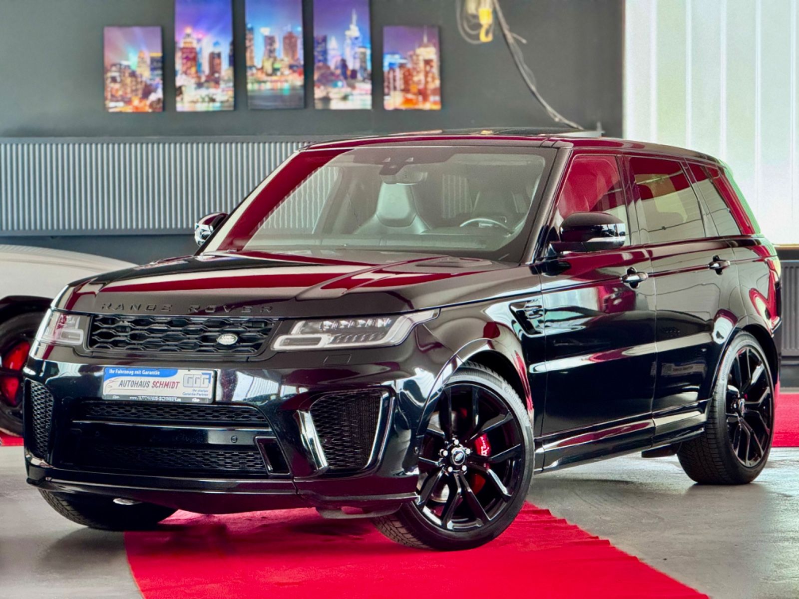 Range Rover Sport SVR - Samsaru's Car Outlet