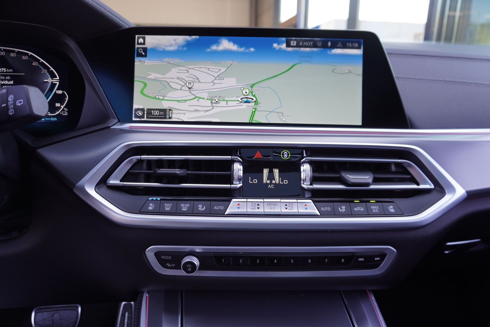 BMW X5 xDrive45e M Sport Glasdach AHK HeadUp Laserli